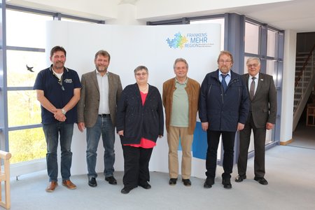 Gruppenfoto mit den Geehrten