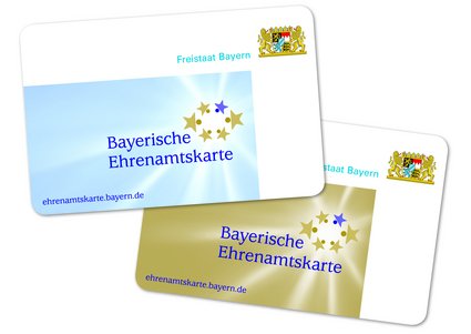 blaue und goldene Ehrenamtskarte Grafik mit blauer und goldener Ehrenamtskarte