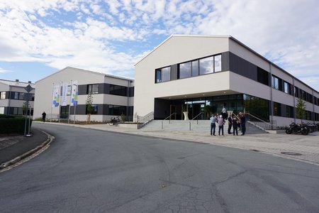 Schulgbäude 